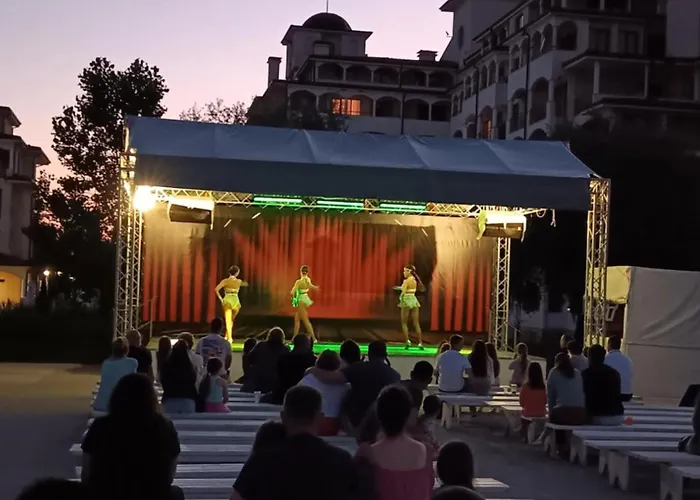 Sunrise 2 Bedrooms Apartment *